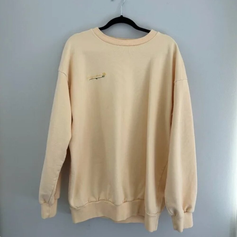 Heavy Manners crewneck yellow
